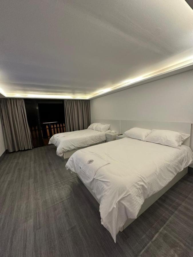Evian Resort ‘Ajlūn 外观 照片